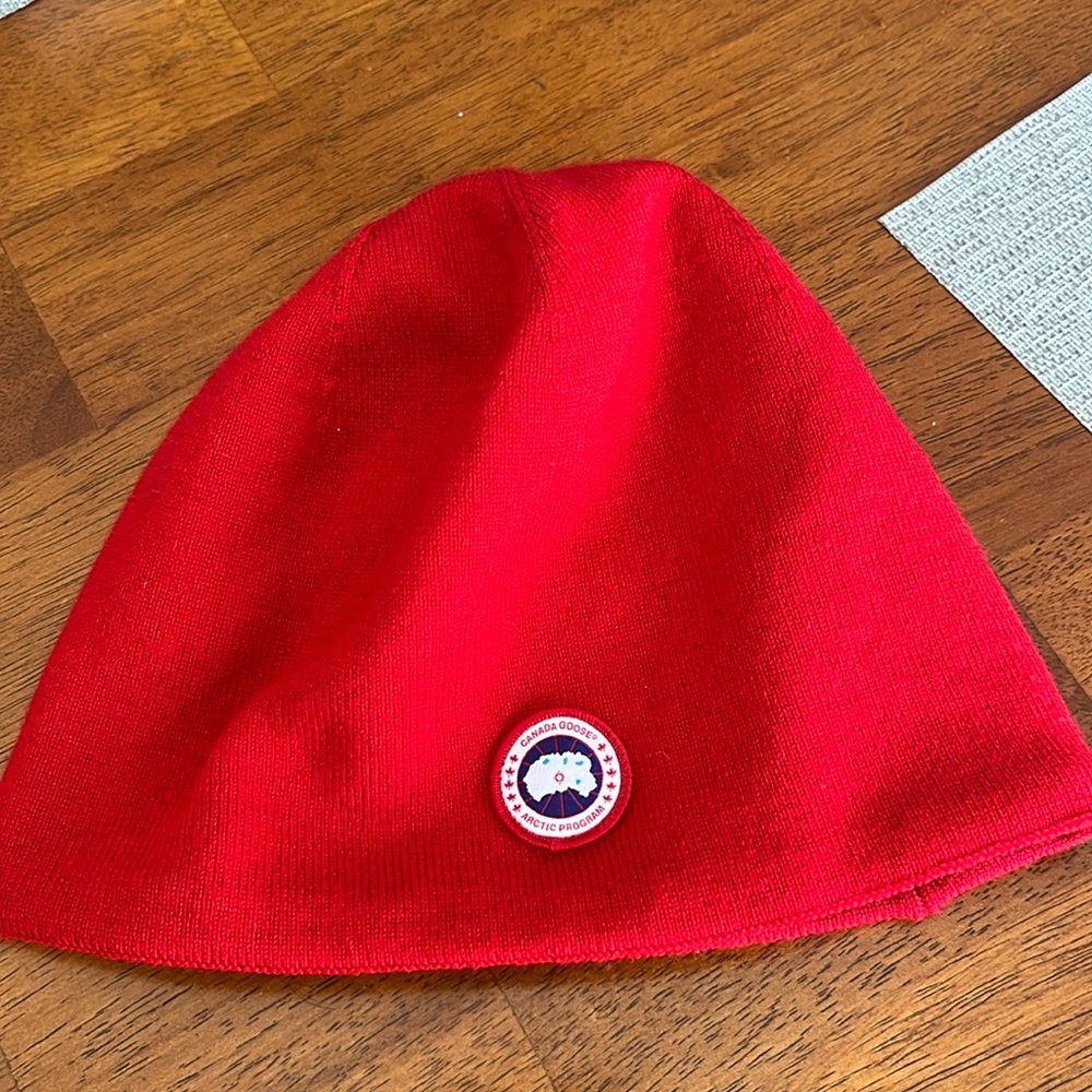 Canada goose beanie. Unisex. Never worn